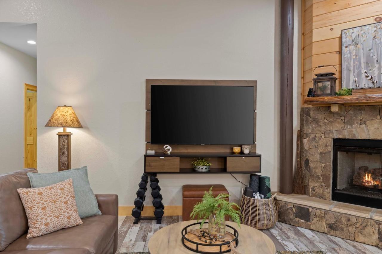 Stunning Views, Superb Atmosphere, Modern Amenities, In The Middle Of Nature 브라이슨시티 외부 사진